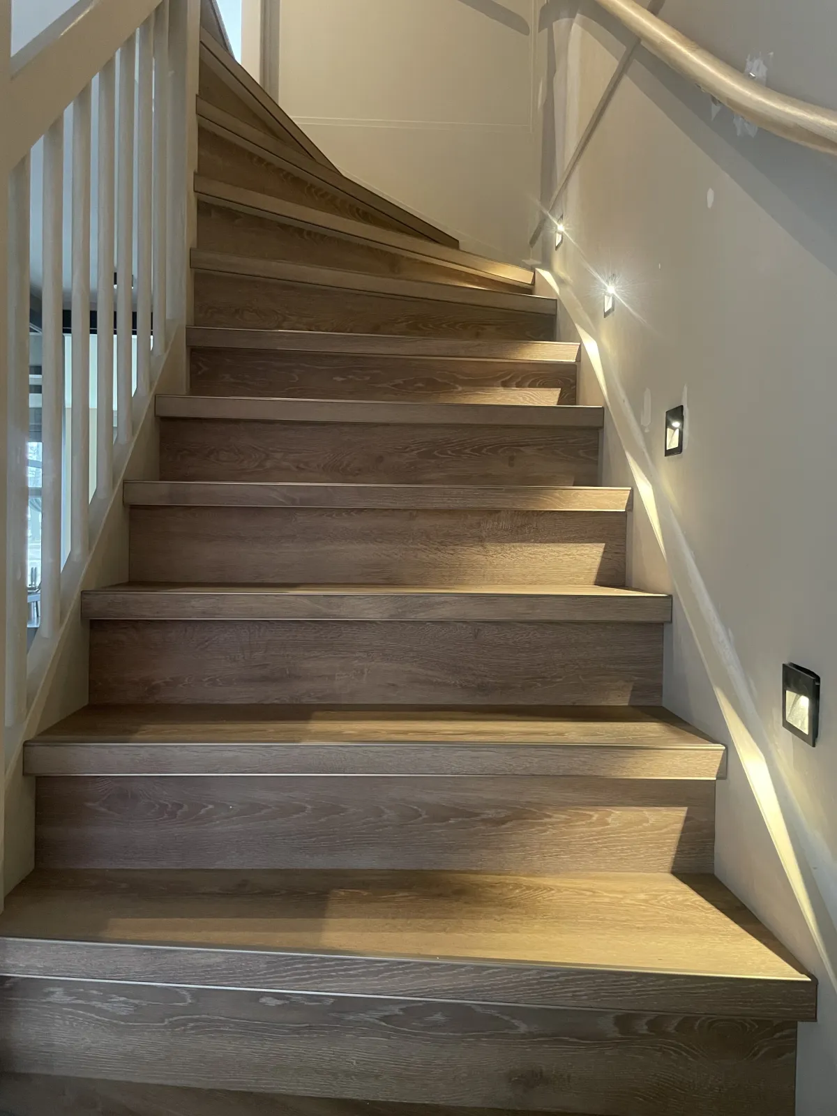 Traprenovatie in warm hout